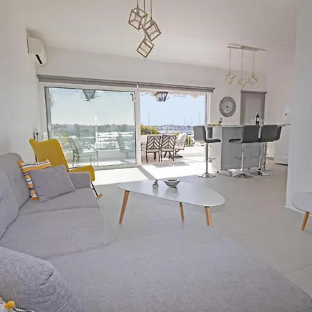 Seafront - Port House G