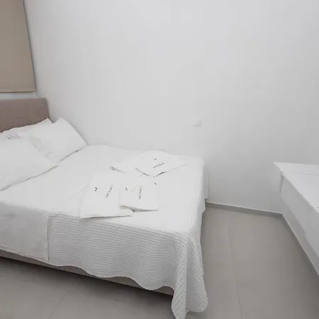 Seafront - Port House G Apartamento Porto Heli