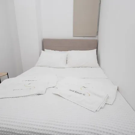 Seafront - Port House G * Porto Heli