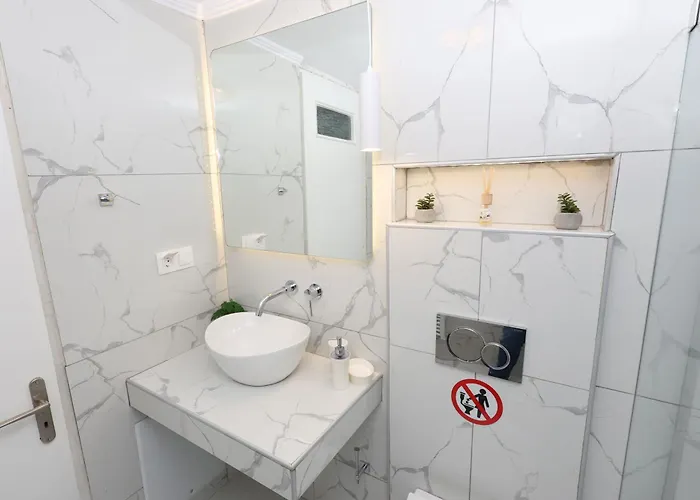 Seafront - Port House G דירה פורטו הלי